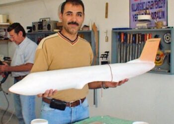 15 Temmuz’da Erdoğan’ı İstanbul’a getiren pilot THY’den atılmış