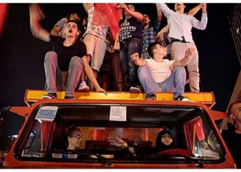 15 Temmuz’da hayatını kaybedenlerin yakınlarından ‘kahraman’ diye tanıtılan kadına ‘sahtekar’ suçlaması!