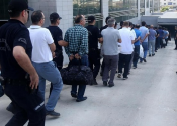 Adalet Bakanı böyle açıkladı: Cemaat’ten 40 bin, PKK’dan 10 bin, IŞİD’den bin kişi hapiste