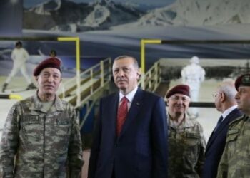 Aksakallı’yı ilk gömen Abdülkadir Selvi oldu