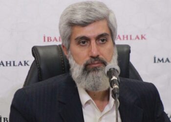 Alparslan Kuytul: İslami faaliyetlerin kökünü kurutma projesi yürütülüyor