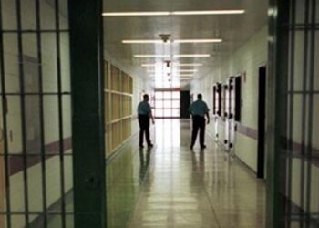 Babasını son kez görmek nasip olmadı: Minik Betül cezaevi önündeki trafik kazasında hayatını kaybetti