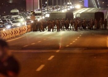 15 Temmuz’daki maskeli balo! Bir oyun oynanmış kaybeden tarafa yazılmışım…