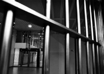 Cezaevinde sesli Kur’an-ı Kerim okumak yasaklandı, mushaflar toplandı