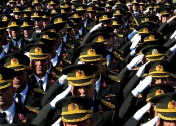 Darbe bahanesiyle ordu tasfiye edilince 1930’lara dönüldü: Tugayları albaylar komuta ediyor