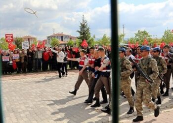 Darbe girişimi sanığı Albay Turhan: TSK içinde 3 farklı ekip var