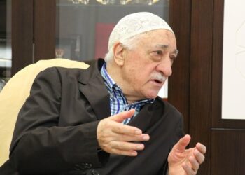 Fethullah Gülen’den ‘darbe’ açıklaması: İkinci darbe söylentileri maksatlı, infaz tehditleri tüyler ürpertici