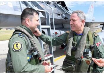 Hulusi Akar’ın 15 Temmuz çelişkileri: ‘Harekat olabilir’ diye yasakladığı uçuşlara 55 dakika sonra izin vermiş!