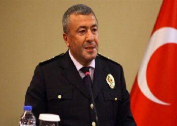 İstanbul Emniyet Müdürü: Darbe gecesi Adalar’da canlı yayına bağlanmayı bekleyen insanlar vardı