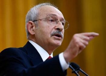Kılıçdaroğlu: “Binlerce masum insan hapse atıldı; başörtülü anne yeni doğum yapmış, gözaltına alınıyor…”