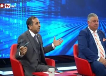 Prof. Dr. Karslı Akit TV’de konuştu: Dindar 28 Şubat yaşanıyor… Fetö yoktur, böyle terör örgütü olmaz