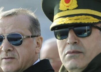 Şamil Tayyar’dan Hulusi Akar’ı titretecek çıkış