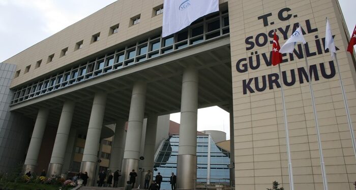 SGK sınavında sorular 15 Temmuz’dan, kazananlar ise ‘yandaş’ sendikadan!