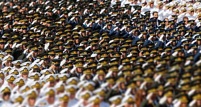 TSK bir yılda mevcut personelinin üçte birini kaybetmiş: İşte o tablo!