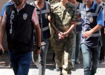 TSK’da tasfiye devam ediyor: 32 askere gözaltı kararı!