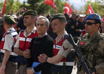 Akın Öztürk’ün eski emir astsubayı beraat ettiği suçlamalardan yine beraat etti