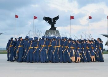 15 Temmuz’da tutuklanan 3 askeri öğrenciye tahliye