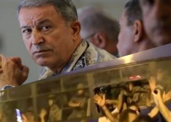 Sorumsuzluk mu kasıt mı?  Hulusi Akar, 15 Temmuz’a göz göre göre müsaade etmiş. Askeri öğrenciler de bilerek ölüme gönderilmiş