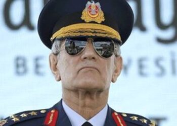 Akın Öztürk AYM’ye başvurdu, karar yüce divan için emsal olacak