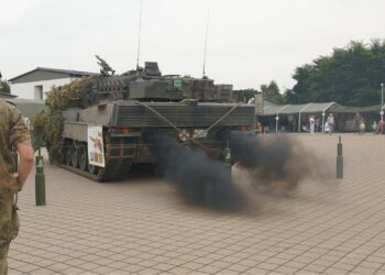 Yine atletle tank durdurma yalanı