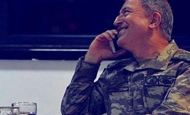”Hulusi Akar niye burada, hapiste değil? Çünkü tutuklansa, bu f… darbesi olmazdı”