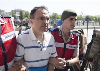 ”15 Temmuz’un kendisi de faili meçhuldür. Yapan belli de biz değiliz”