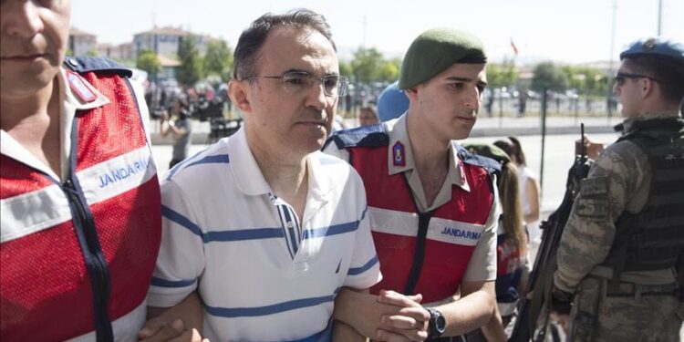 ”15 Temmuz’un kendisi de faili meçhuldür. Yapan belli de biz değiliz”