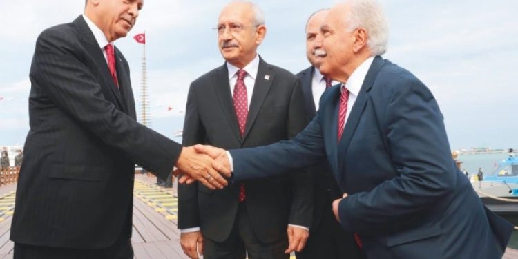 Doğu Perinçek: 15 Temmuz’u Erdoğan ve MİT biliyordu