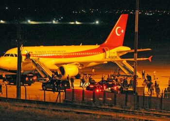 4 uçak 4 ayrı havalimanı… Darbeden haberdar değillerse o uçakları nasıl hazırladılar?