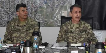Hulusi Akar’dan Çolak’a: Programını kes hemen gel!